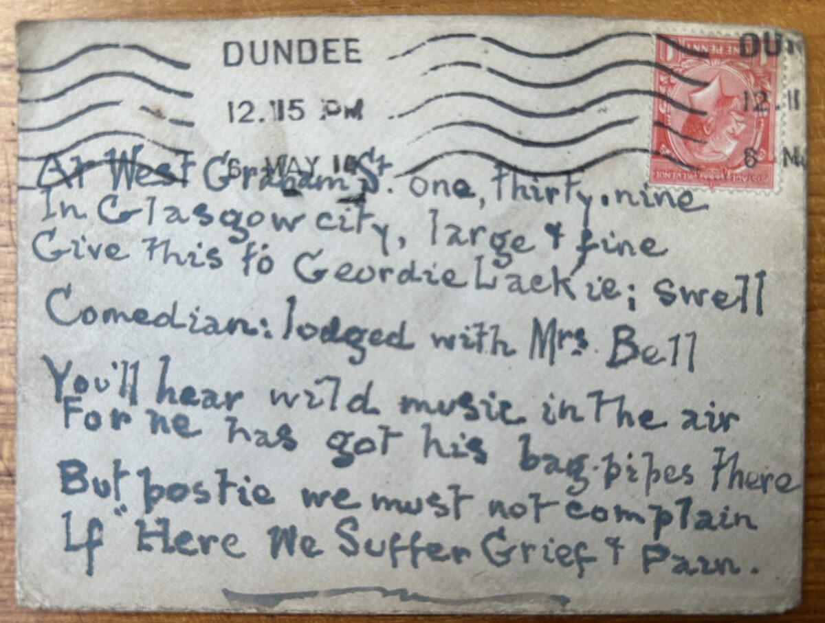 Handwritten postcard addressed to Geordie Lackie in Glasgow, featuring a humorous rhyming verse about the performer’s bagpipe playing and lodging with Mrs Bell. The card bears a red King George V one-penny stamp, Dundee postmark, and wavy cancellation lines.